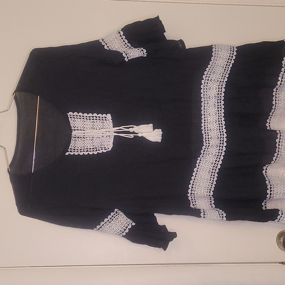 Top - Picture 3 of 5